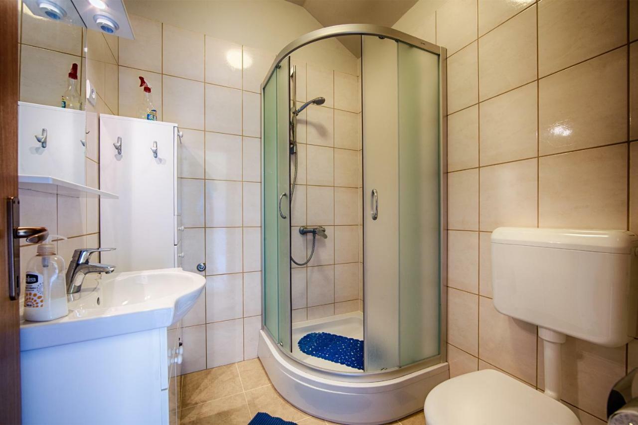Betini Apartments - Authentic Island Escape Komiza Ngoại thất bức ảnh